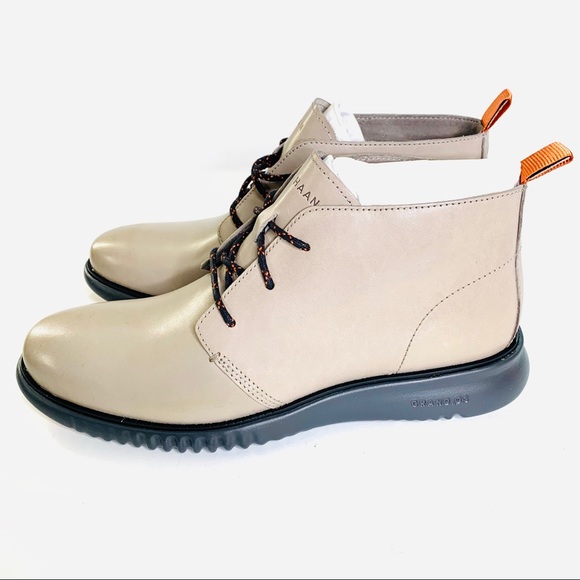 2.ZERØGRAND Chukka Men’s Leather Taupe Grey  8M - Picture 2 of 6